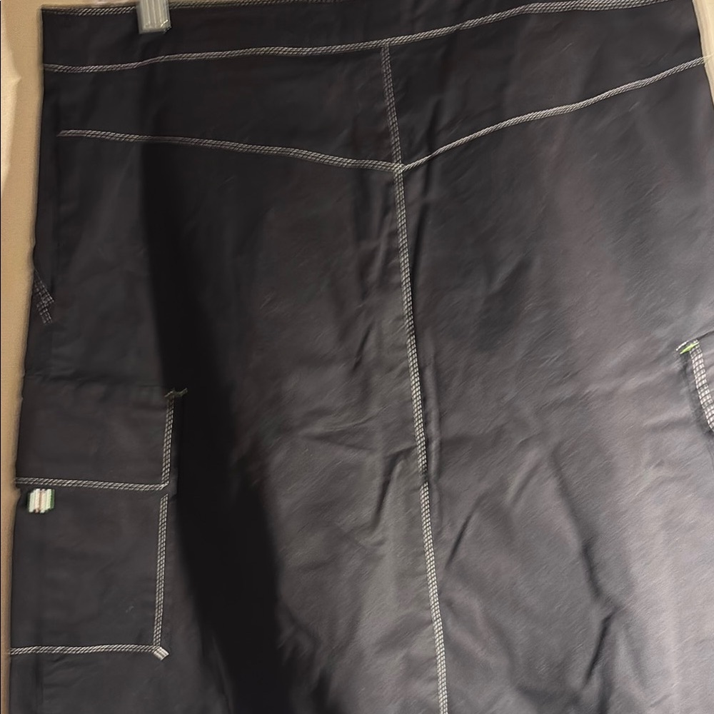 Chic Black A-Line Skirt with Full Silhouette - Picture 4 of 9